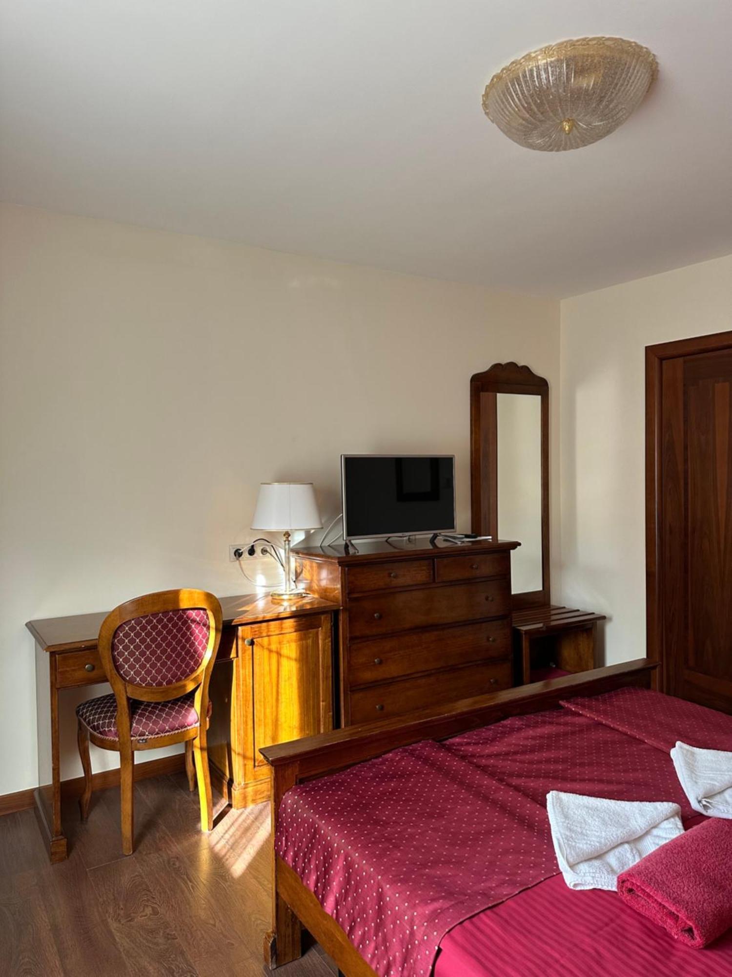 Szent Gyoergy Villa Apartmanhaz Hévíz Buitenkant foto