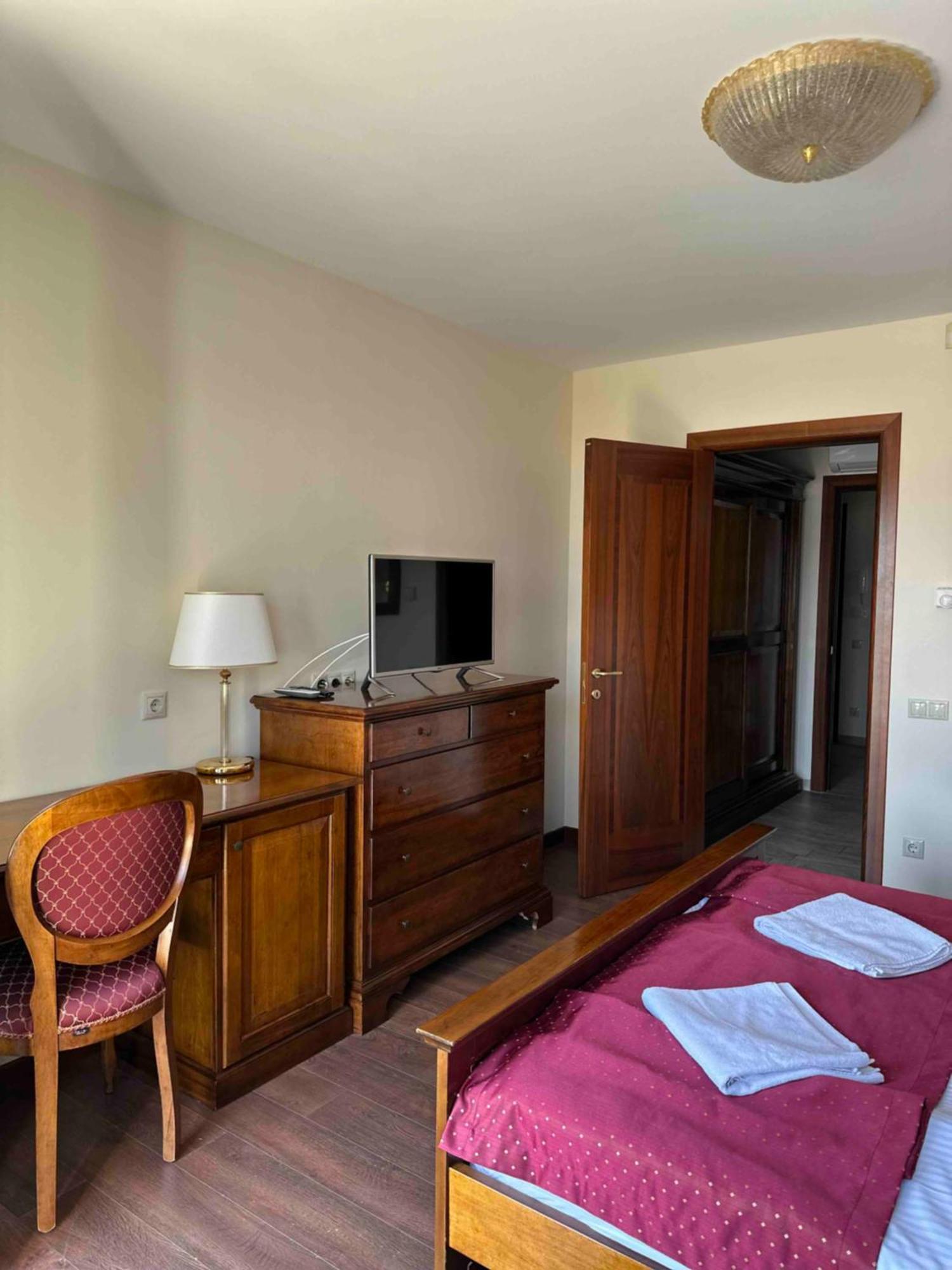 Szent Gyoergy Villa Apartmanhaz Hévíz Buitenkant foto
