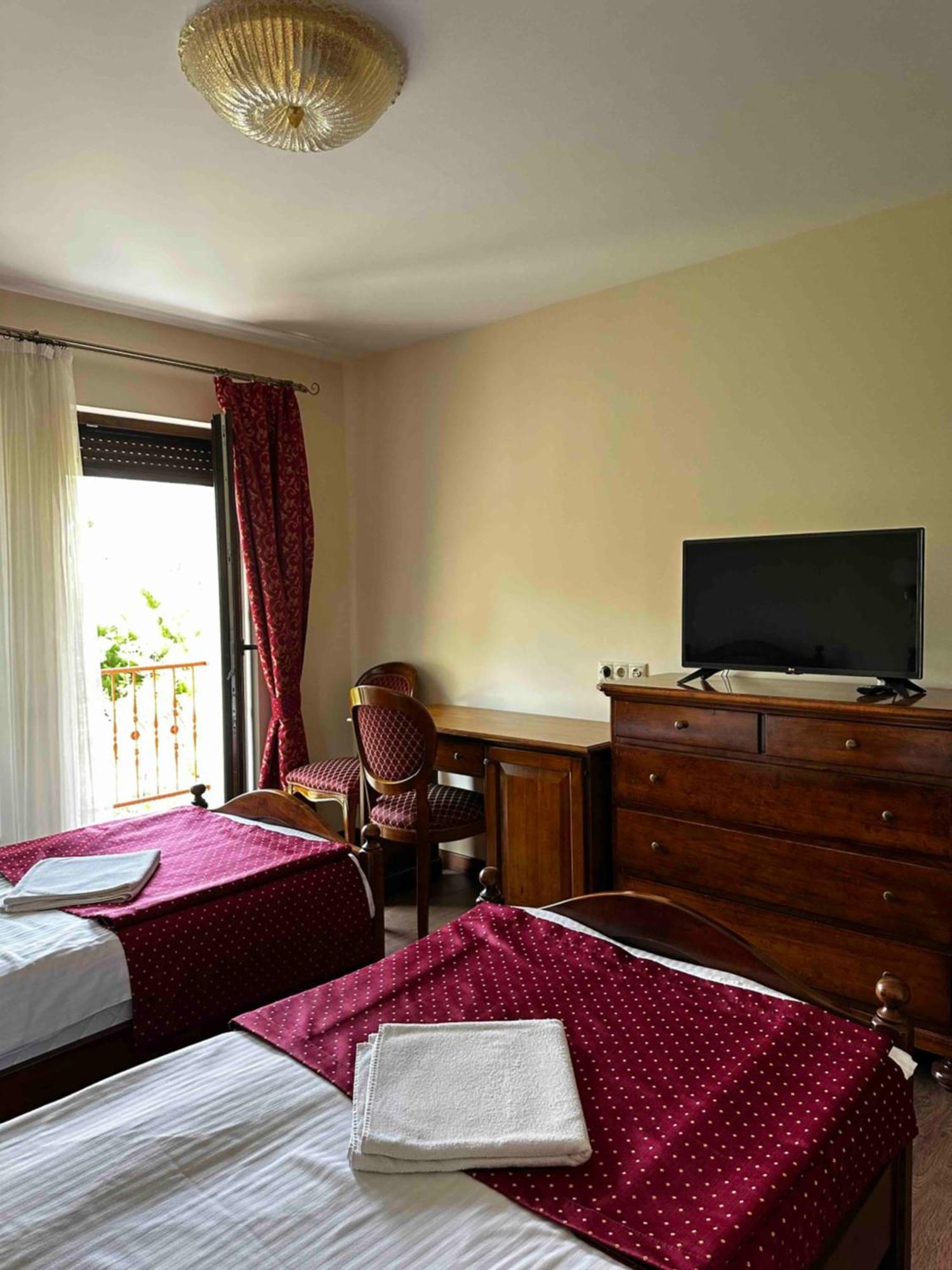 Szent Gyoergy Villa Apartmanhaz Hévíz Buitenkant foto